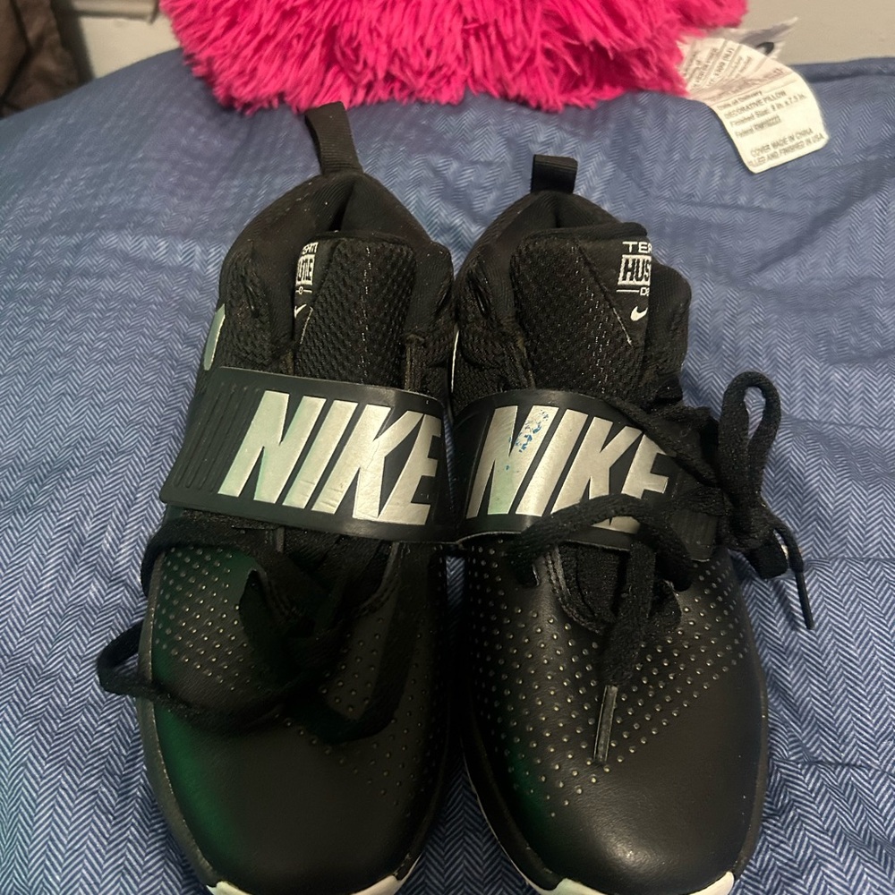 Nike Black Sneakers Mesh Design Athletic